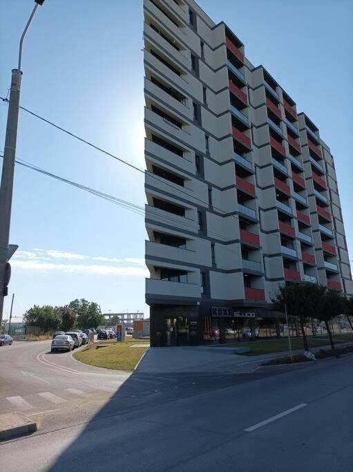 Rebreanu Residence Lux Apartmen Timişoara Exterior foto
